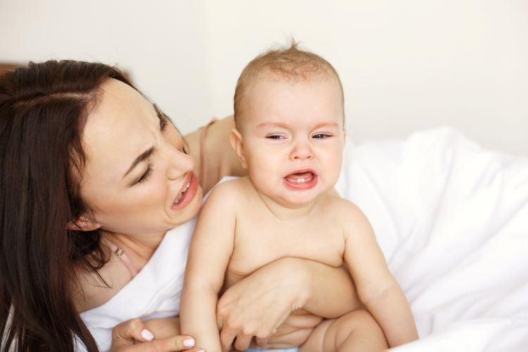 Karnı Tok Altı Temiz Bebek Neden Ağlar, Psikolojik Mesaj Nedir?